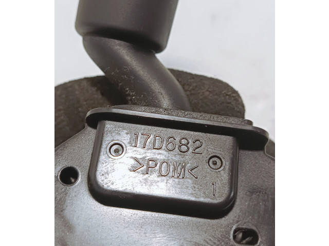 Ручка стеклоочистителей 17D682   Mazda 3 I