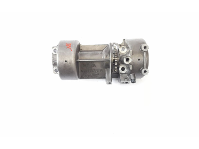 Масляный насос  AFB AKN 059103337B  Audi A6 S6 C5 4B 