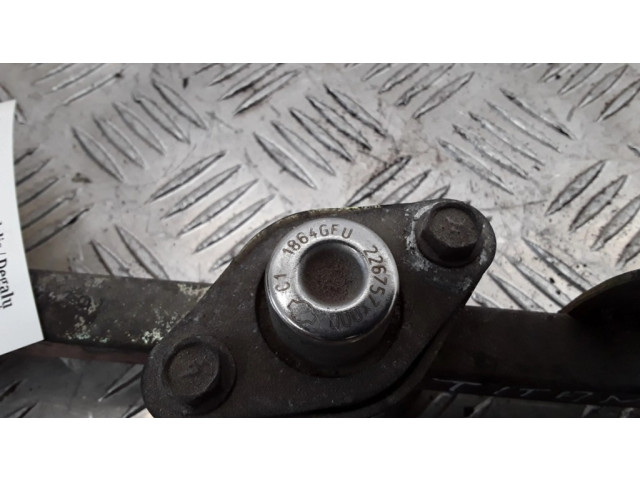 Vstřikovací lišta 1864GFU, 226757Y000   Nissan Titan  pro benzínový motor 5.6  