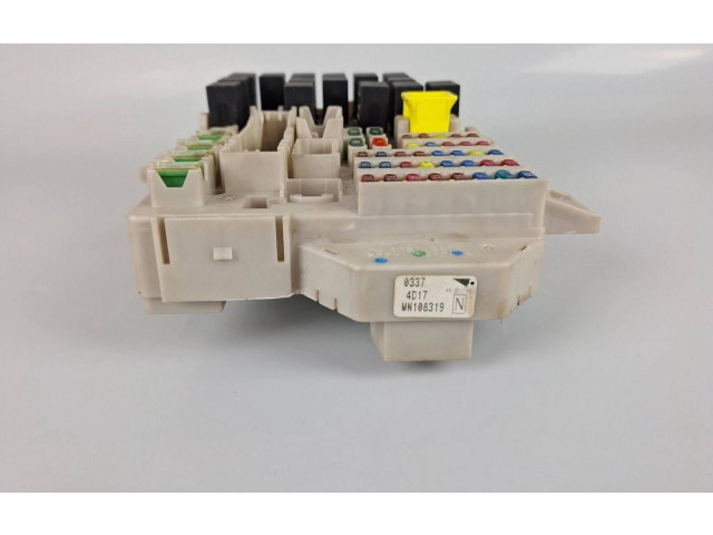 Блок предохранителей  MN108319   Mitsubishi Colt    