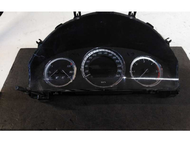 Přístrojová deska  Mercedes-Benz CLK AMG A208 C208 2010 A2049003702, 260KM  