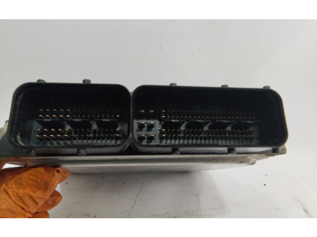Блок управления двигателем ECU 4E0907401B   Audi A8 S8 D3 4E