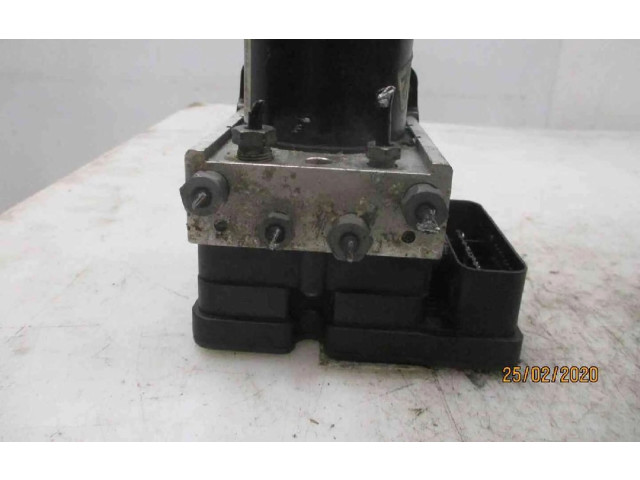 Jednotka ABS 8V512M110AD, 8V512M110AD   Ford Fiesta 2010