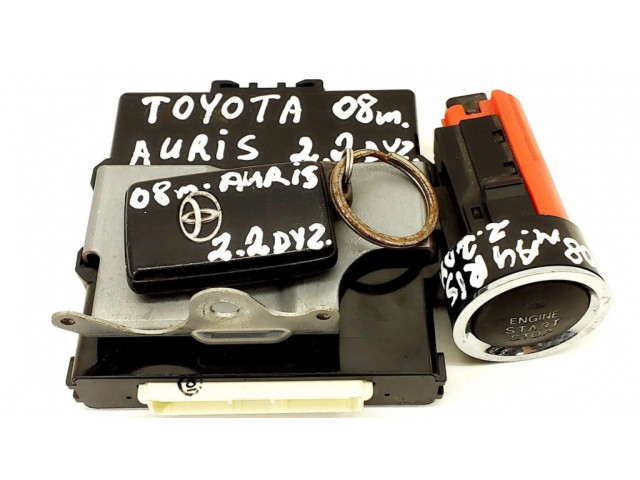 Комплект блоков управления 8999002010, 2842ATM1MB1   Toyota Auris 150