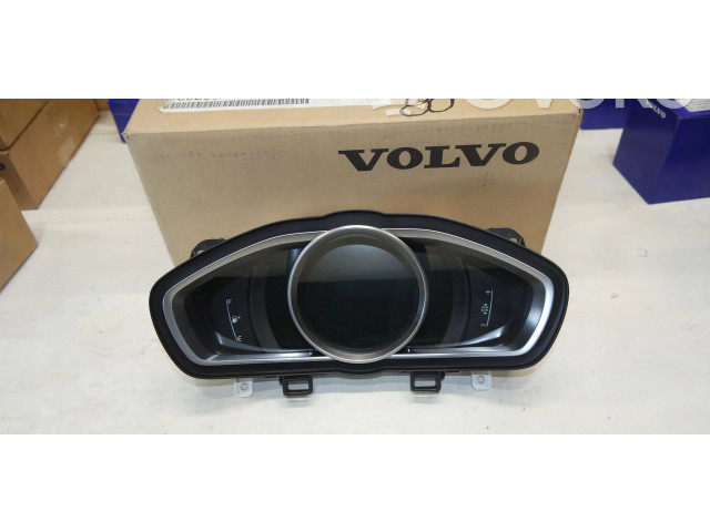 Панель приборов 31414912   Volvo V40       