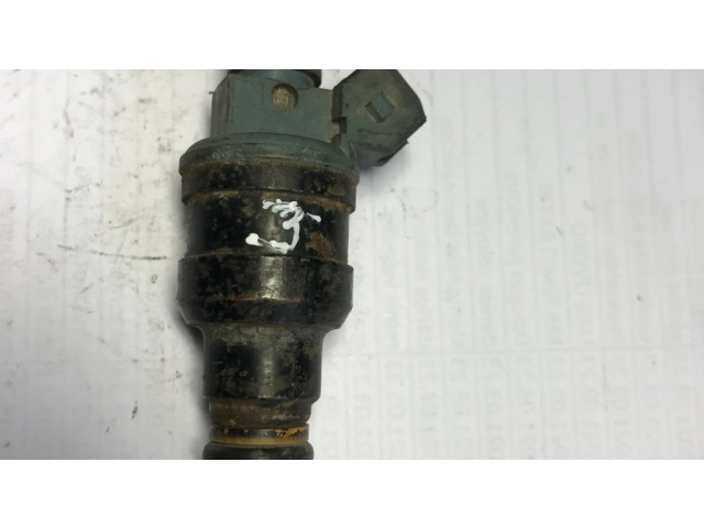 Vstřikovač 0280150715   BMW 3 E30  pro benzínový motor 0.0  