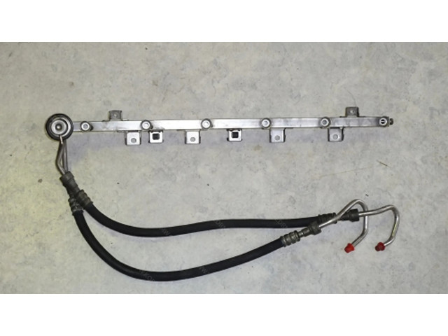 Vstřikovací lišta 13531436468   BMW 5 E39    M52 