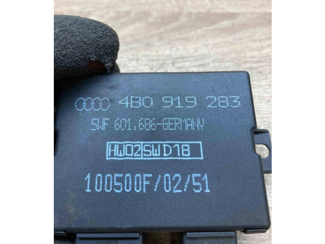 Přístrojová deska  Audi A6 S6 C5 4B 1997 4B0919283, 601686  