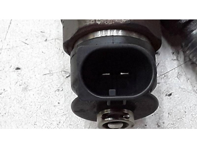 Vstřikovač 779844604, 0445110289   BMW 1 E81 E87  pro naftový motor 2.0  
