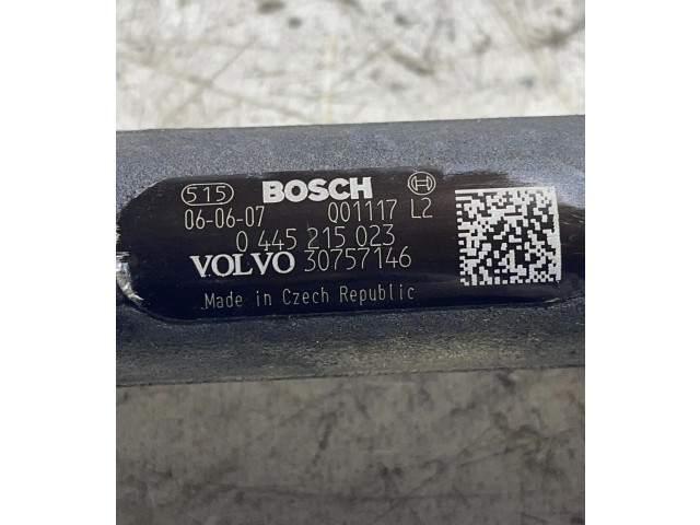 Vstřikovací lišta 30757146, 30750409   Volvo XC90    D5244T4 