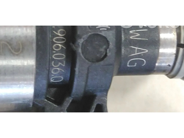Vstřikovač 04E906036Q, 0261500132   Audi A1    CZEA 