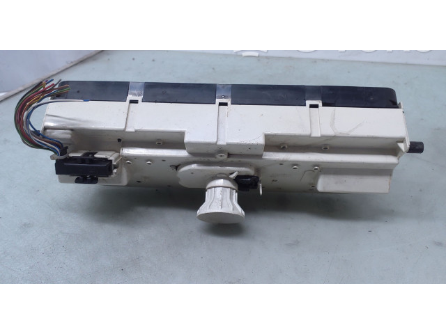 Přístrojová deska  Volkswagen PASSAT B3 1991 357919033R  