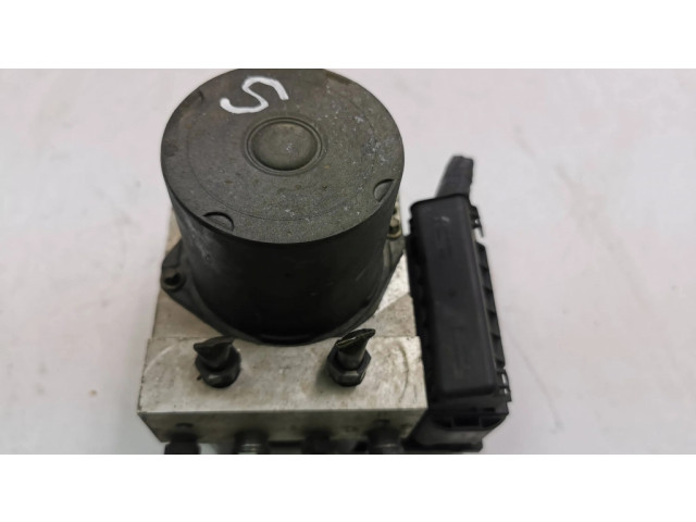 Jednotka ABS 6768829, 6768831   BMW X5 E53 2005
