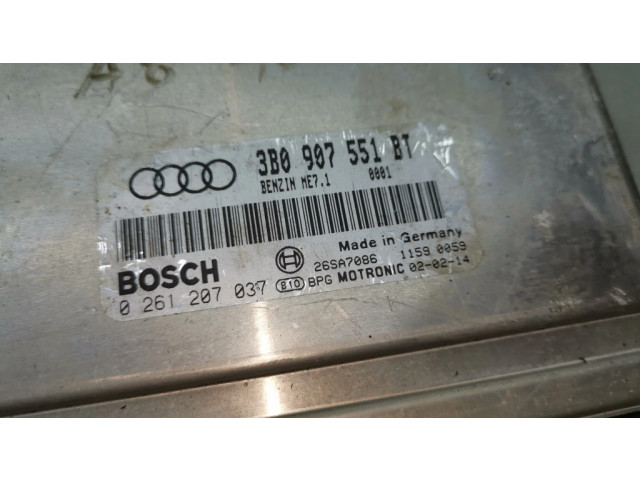 Блок управления двигателя 3B0907551BT, 0261207037   Audi A8 S8 D2 4D