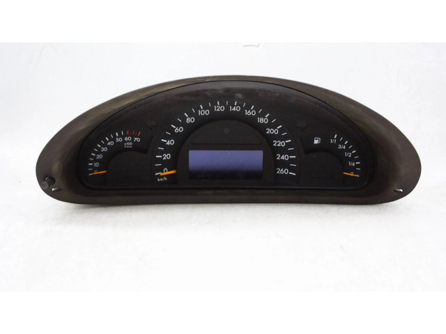 Přístrojová deska  Mercedes-Benz C W203 2004 a2035407611, 110080183  