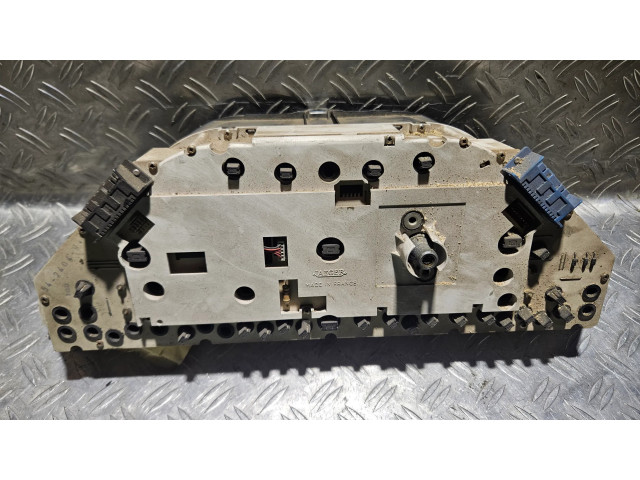 Přístrojová deska  Peugeot 605 1993 9608907080, 341446  