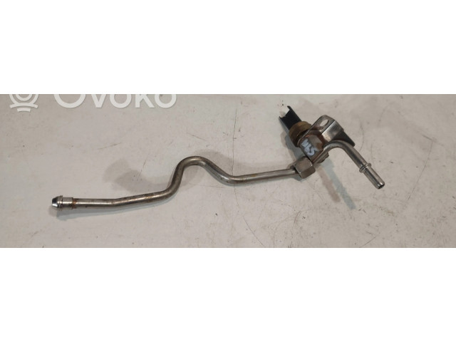 Vstřikovací lišta 7614317   BMW 3 E92 E93  pro benzínový motor 2.0 N43B20A 