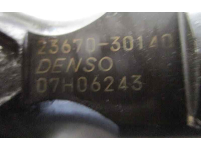 Vstřikovač 2367030140, 07H06243   Toyota Land Cruiser (J100)    1KD 