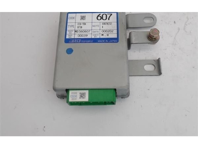Řídící jednotka md360607   Mitsubishi Montero 2000