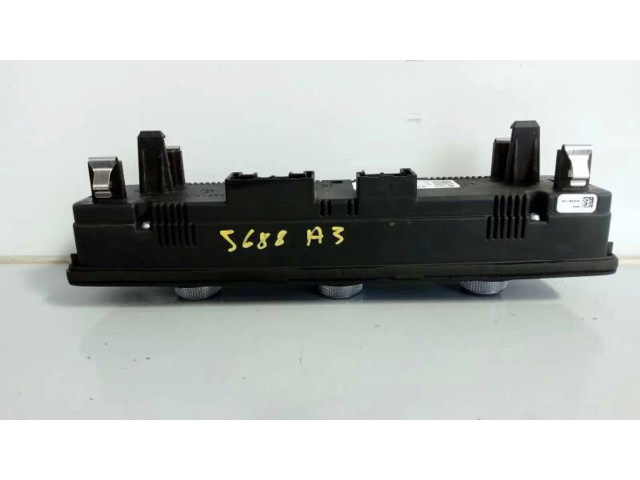 Блок управления климат-контролем 8V0820047D, E2-A1-8-2   Audi A3 S3 8V