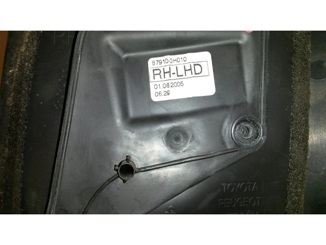 Zpětné zrcátko pravé Peugeot 107 2005  879100H010, KMN  