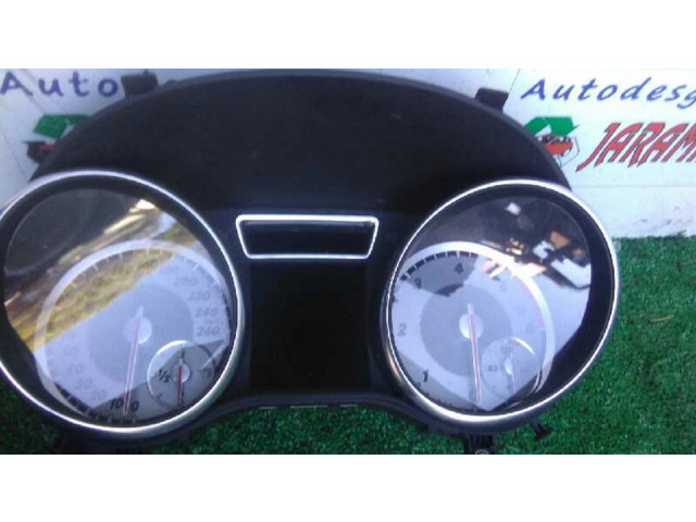Přístrojová deska  Mercedes-Benz CLA C117 X117 W117 2013 1179008100  