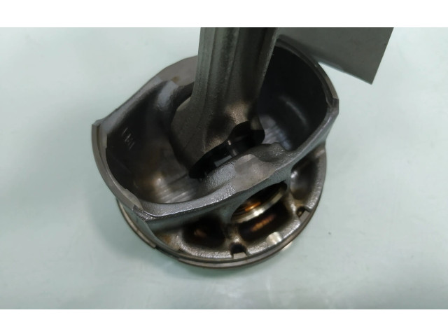 Píst 980726038001   Citroen C4 SpaceTourer    HN05 