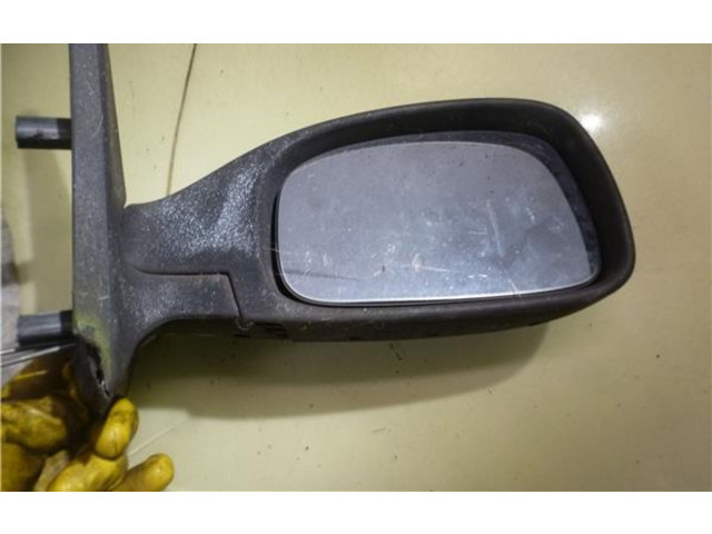 Зеркало (механическое)       Peugeot 306   -  года   