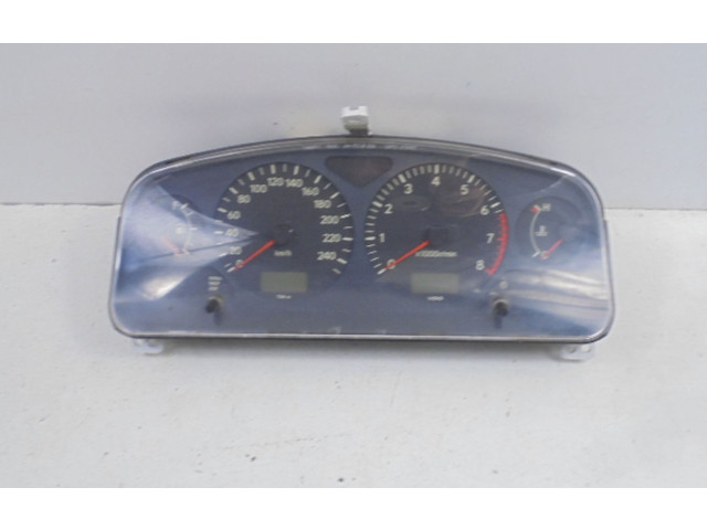 Панель приборов 83800-05230, 83800-05230   Toyota Avensis T220       