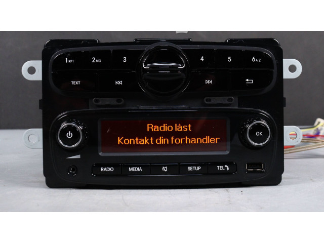 Радио/ проигрыватель CD/DVD / навигация A4539008707, 0150147711   Smart ForFour II W453    