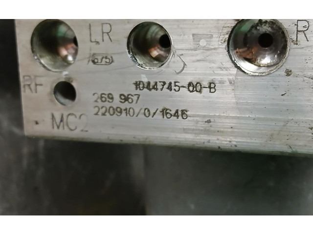 Блок АБС 104474500B, 0100501   Tesla  Model 3  2017 -  года