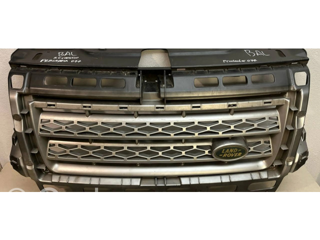 Передняя решётка Land Rover Freelander 2 - LR2 2007-2016 года 6H5217D957T, 6H5217D95      