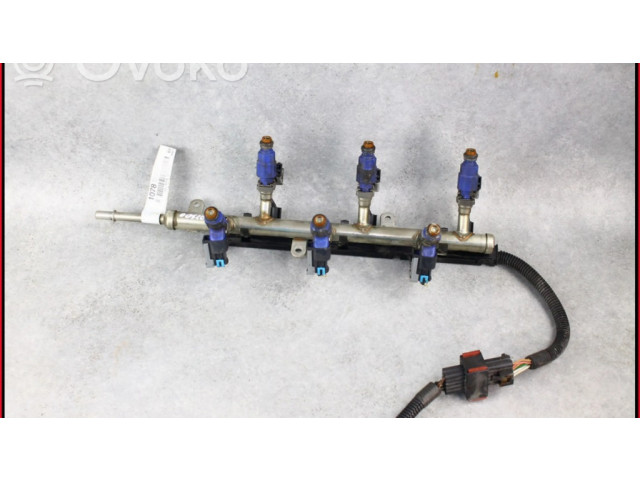 Vstřikovač 0280156300, 92068193   Chevrolet Captiva  pro benzínový motor 3.2 . 