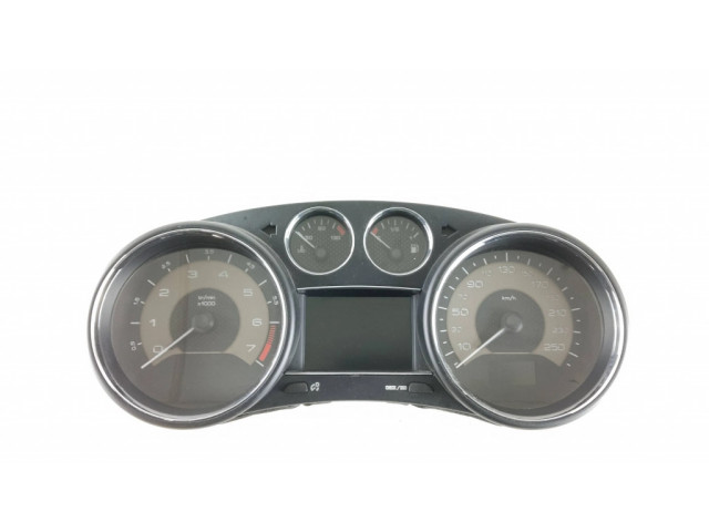 Přístrojová deska  Peugeot RCZ 2010 9673983680  