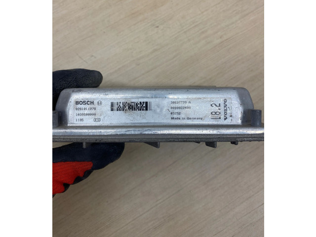 Řídící jednotka 30637733A, 0281011078   Volvo S80 2004