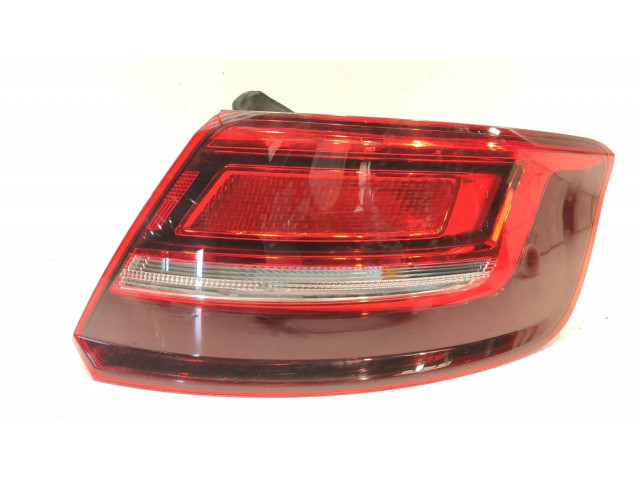 Задний фонарь  8V4945070    Audi A3 S3 8V   2013-2019 года
