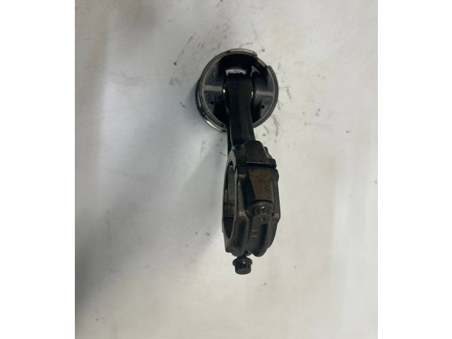 Píst 09624k, 1320130020   Toyota Land Cruiser (J120)     