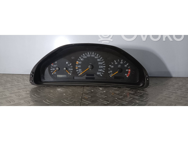 Панель приборов 2085402511, 110008901006   Mercedes-Benz CLK A208 C208       