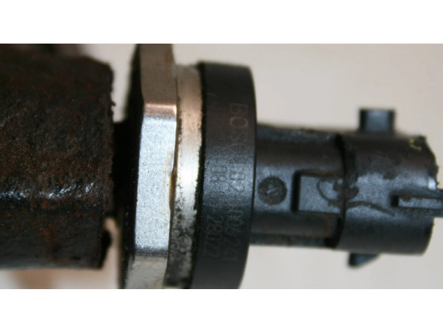 Топливная рампа 175215346R, 132350336   Nissan Note (E12) 1.5 