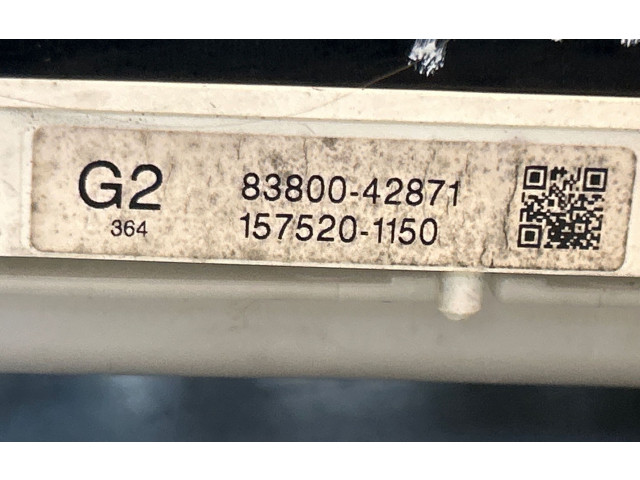 Přístrojová deska  Toyota RAV 4 (XA20) 2002 8380042871, 1575201150  