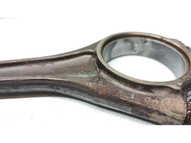 Ojnice  223    BMW 7 E65 E66  4.4