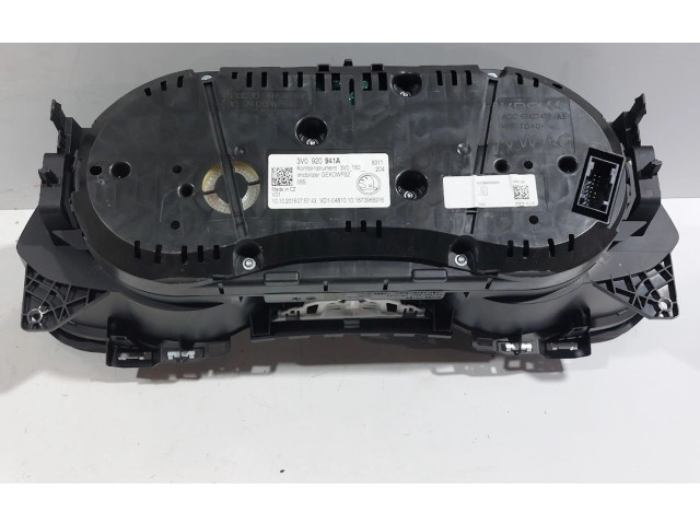 Přístrojová deska  Skoda Superb B8 (3V) 2017 3V0920941A, 3V0920941A  
