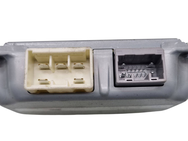Įtampos keitiklis/ keitimo modulis     82714FL000, EUV9SR034AA    Subaru Forester SK 