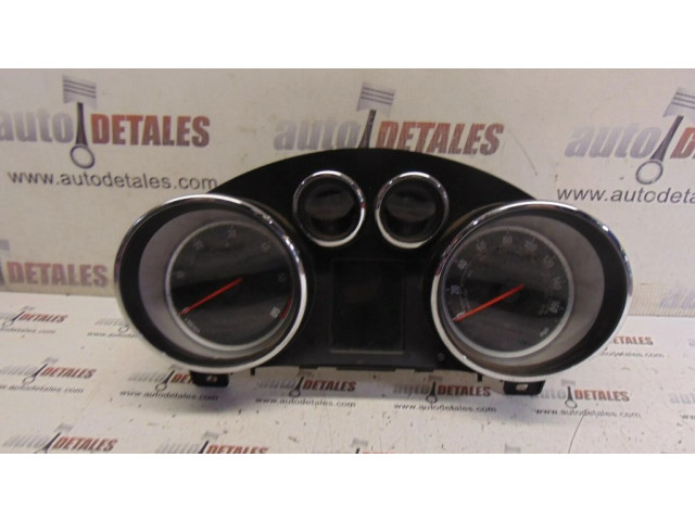 Přístrojová deska  Vauxhall Astra J 2011 600775881  