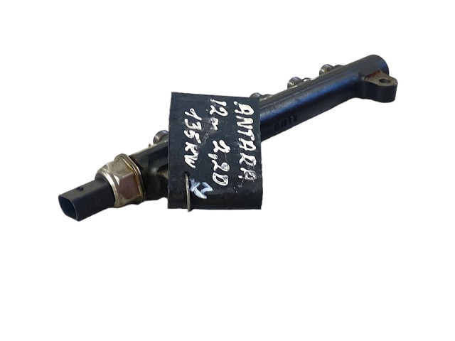 Топливная рампа 9868901, R9144Z300A   Opel Antara  