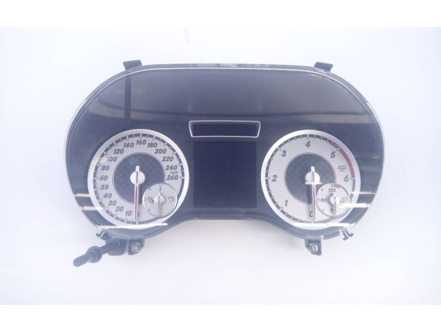 Přístrojová deska  Mercedes-Benz A W176 2015 A1769009002, 0263700194  