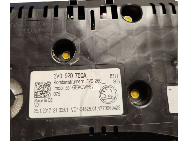 Přístrojová deska  Skoda Superb B8 (3V) 2017 3V0920750A  