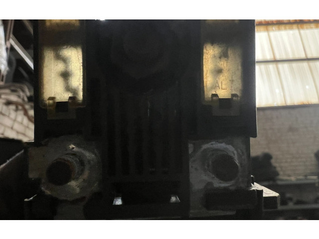 Блок предохранителей    Mitsubishi Colt    