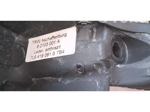 Руль Volkswagen Touareg I  2002 - 2010 года 62103001A      