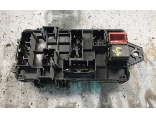 Pojistková skříňka Řídící jednotka BSM 0K55267730, 990803   KIA Carnival 2000